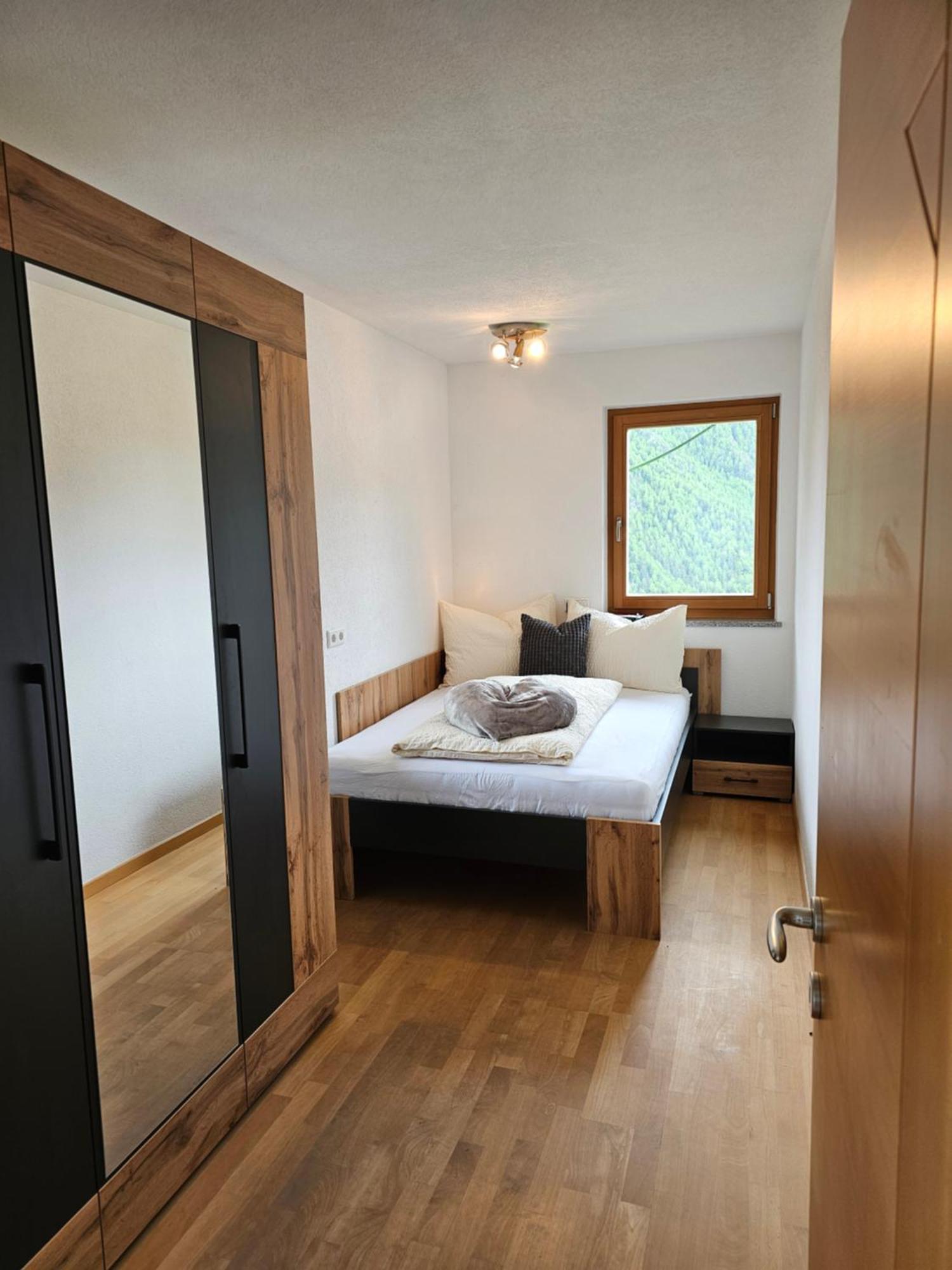 Alpenblick Lodge Tscholl 마르텔로 외부 사진