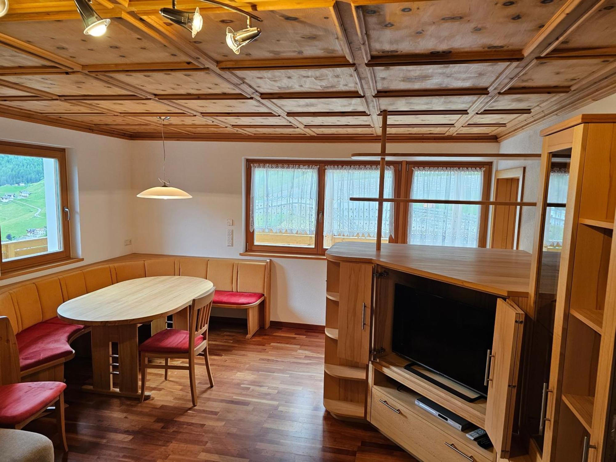 Alpenblick Lodge Tscholl 마르텔로 외부 사진